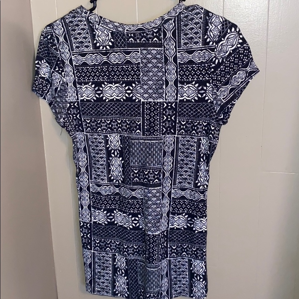 Shirt - Picture 2 of 3